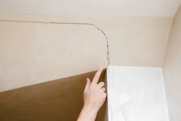 The Importance of Addressing Cracks in Drywall Early in Hayward, CA